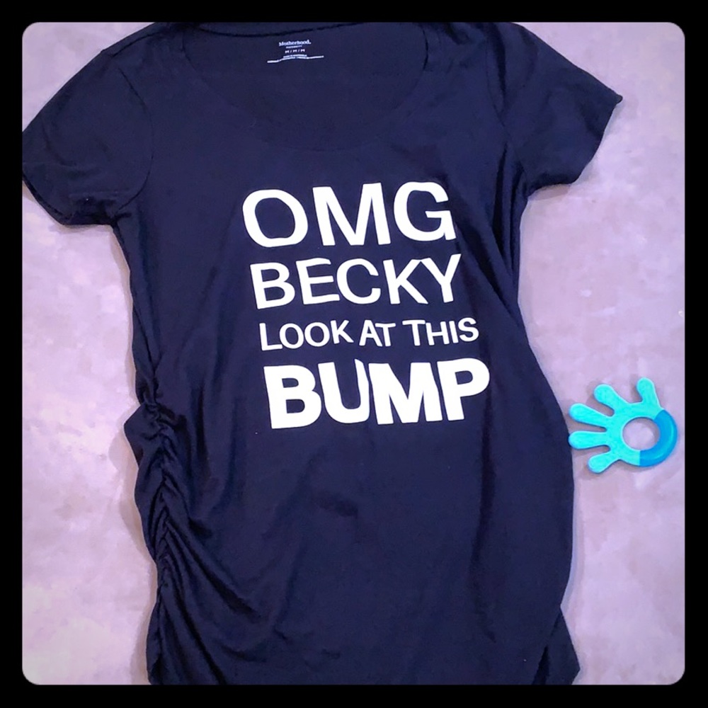 Maternity T-shirt Size M